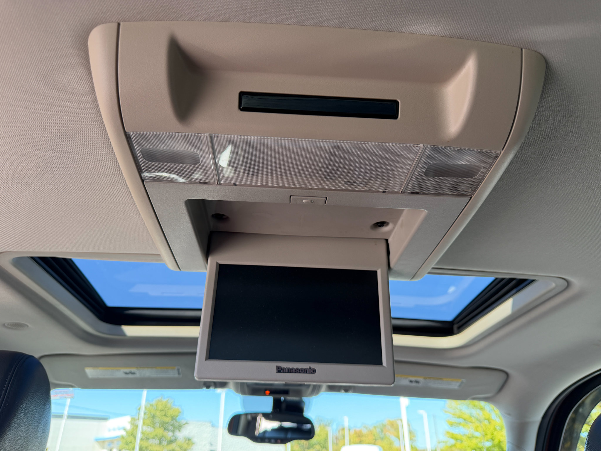 Used 2007 Chevrolet Avalanche LTZ w/ LTZ Preferred Equipment Group RWD image 17