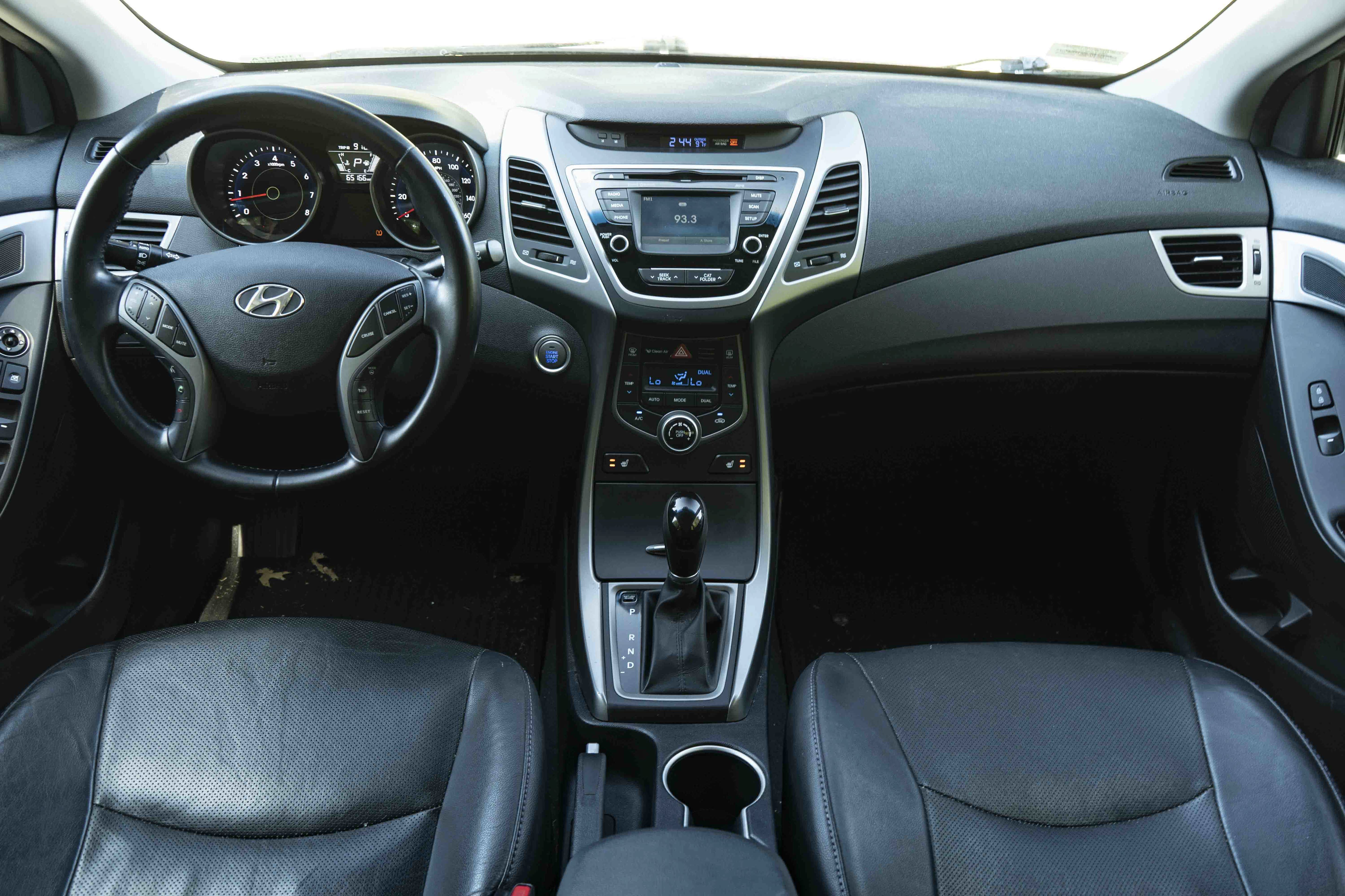 Used 2016 Hyundai Elantra Limited FWD image 26