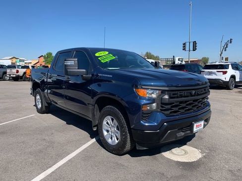 Used 2022 Chevrolet Silverado 1500 W/T w/ WT Value Package image 4