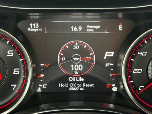 Used 2023 Dodge Charger SXT RWD image 25