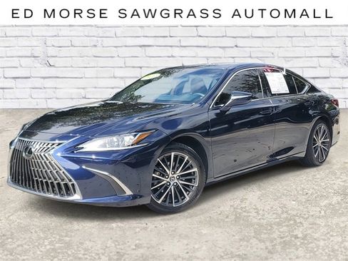 Used 2022 Lexus ES 350 w/ Premium Package image 1