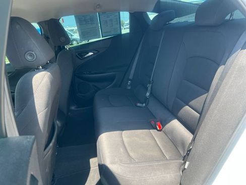 Used 2022 Chevrolet Malibu LS FWD image 36