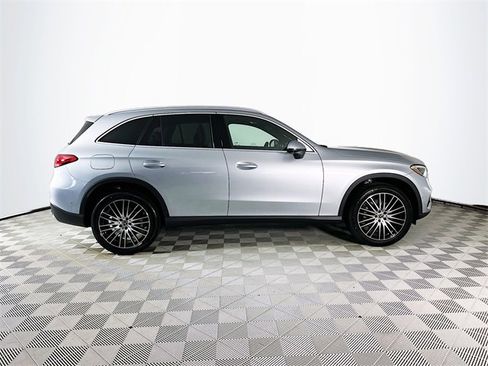 New 2026 Mercedes-Benz GLC 300 GLC 300 image 8