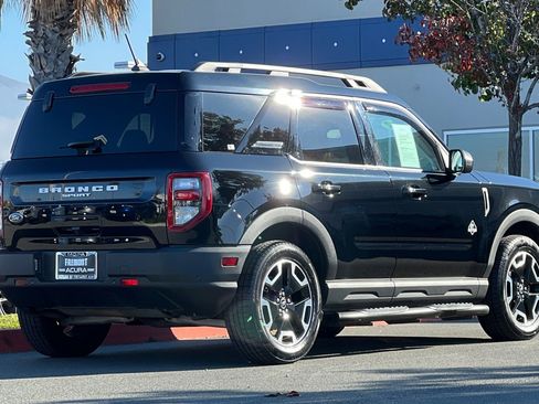 Used 2022 Ford Bronco Sport Outer Banks w/ Tech Package image 4