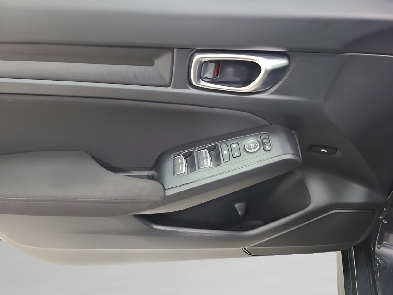 Used 2025 Honda Civic Sport image 18