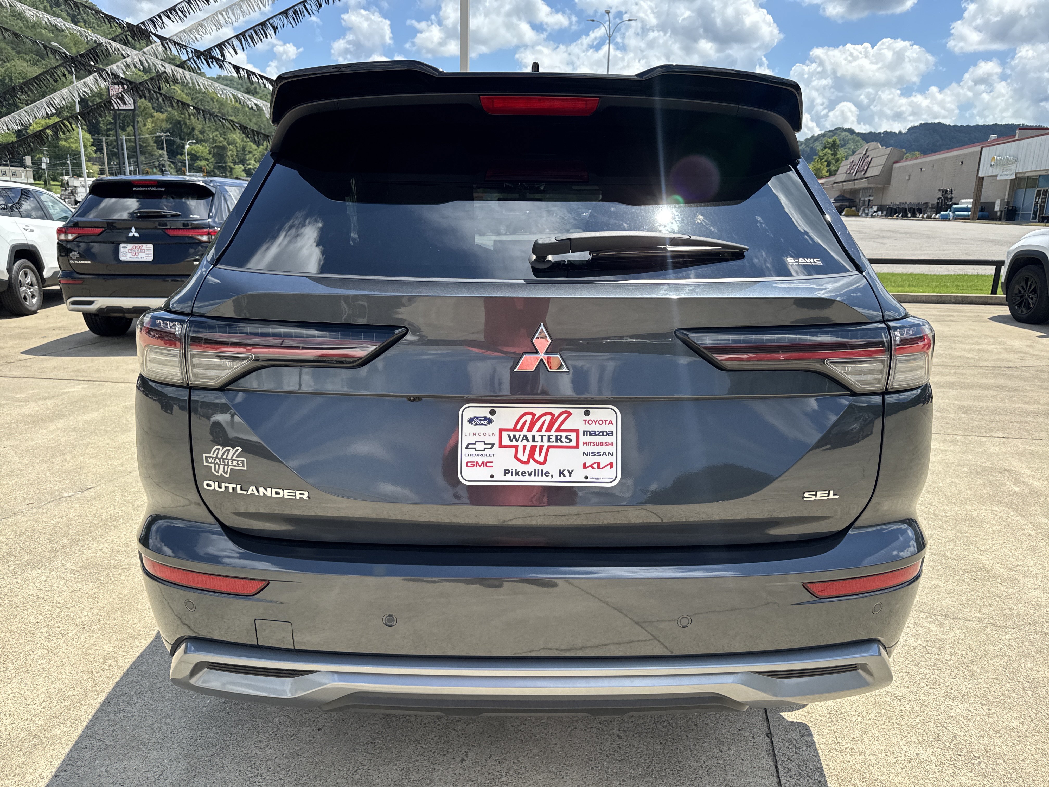 Used 2026 Mitsubishi Outlander SEL AWD/4WD image 6