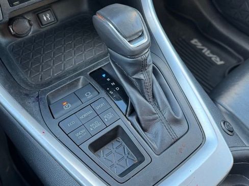 Used 2019 Toyota RAV4 XLE Premium w/ All Weather Liner Package AWD/4WD image 21