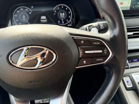 Used 2021 Hyundai Palisade Limited image 16