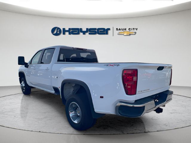 Used 2026 Chevrolet Silverado 3500 LT AWD/4WD image 6