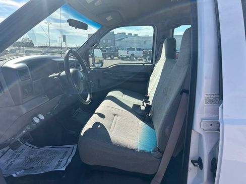 Used 2001 Ford F350 XL AWD/4WD image 9