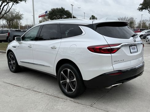 Used 2020 Buick Enclave Essence w/ Sport Touring Edition image 7