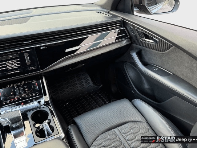 Used 2021 Audi RS Q8 AWD/4WD image 16