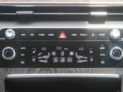 Used 2026 Genesis GV80 2.5T Advanced AWD/4WD image 15