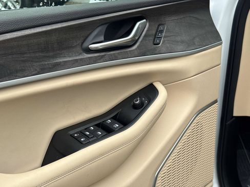 New 2026 Jeep Grand Cherokee L Limited RWD image 18