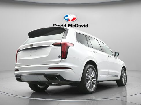 Used 2023 Cadillac XT6 Premium Luxury image 19