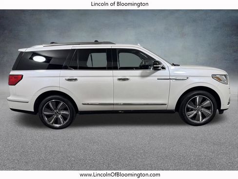Certified 2019 Lincoln Navigator Reserve AWD/4WD image 7