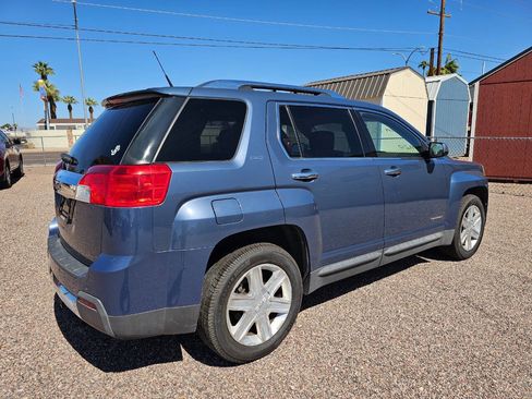 Used 2011 GMC Terrain SLT image 3