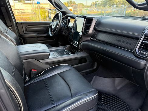 Used 2022 RAM 2500 Limited image 23