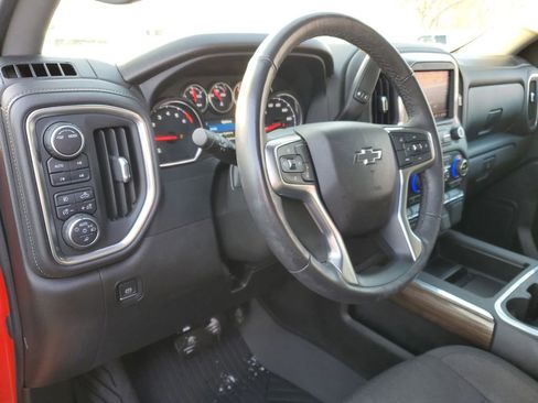 Used 2022 Chevrolet Silverado 1500 LT Trail Boss w/ Safety Package image 9