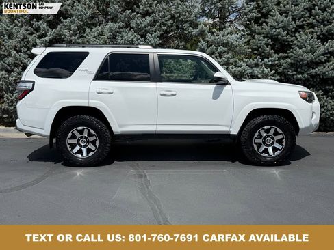 Used 2024 Toyota 4Runner TRD Off-Road AWD/4WD image 10
