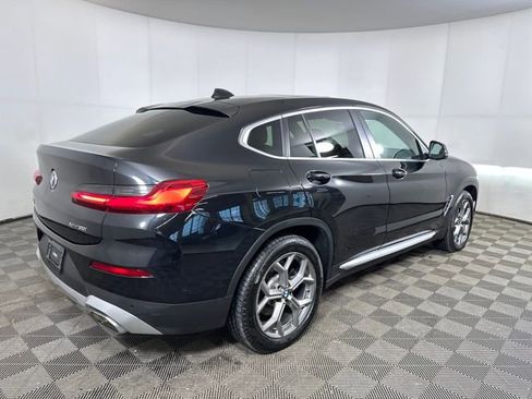 Used 2023 BMW X4 xDrive30i image 3