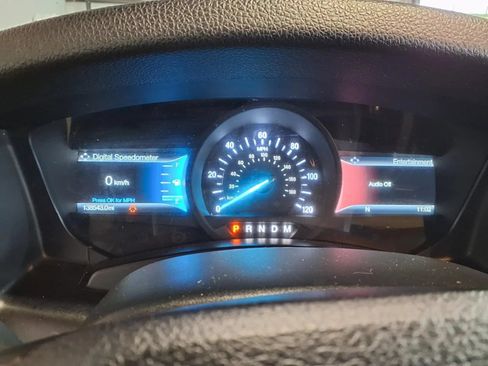 Used 2017 Ford Expedition Limited w/ Equipment Group 301A AWD/4WD image 33