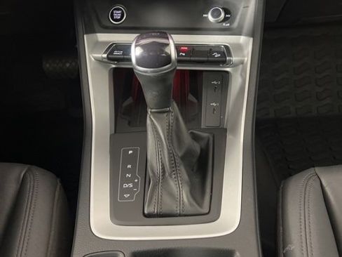 Certified 2023 Audi Q3 2.0T Premium Plus w/ Premium Plus Package image 21