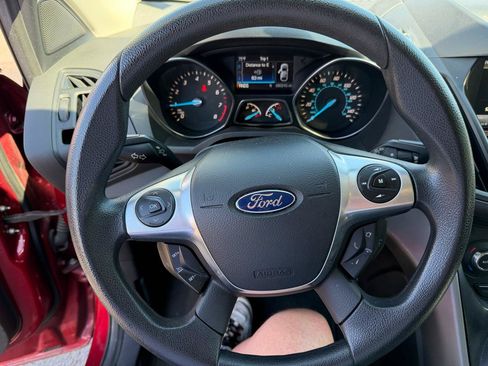 Used 2013 Ford Escape SE AWD/4WD image 16