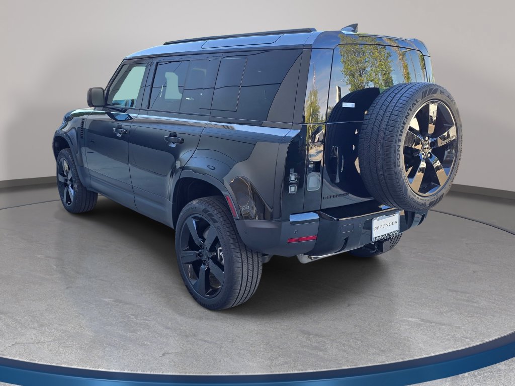 New 2026 Land Rover Defender 110 S AWD/4WD image 7