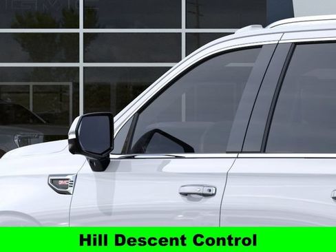 New 2026 GMC Yukon Denali w/ Denali Reserve Package AWD/4WD image 14
