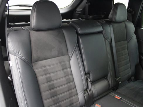 Used 2023 Mitsubishi Outlander SE image 21