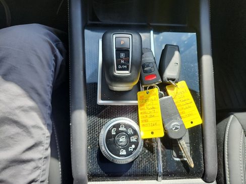 Used 2024 Mitsubishi Outlander SE Black Edition AWD/4WD image 27