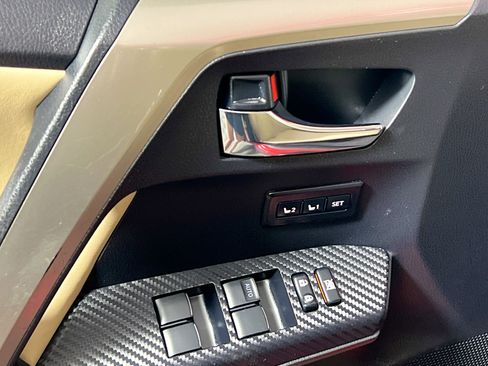 Used 2015 Toyota RAV4 Limited w/ Outdoor Package image 16