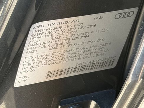 Used 2025 Audi Q5 Prestige AWD/4WD image 10