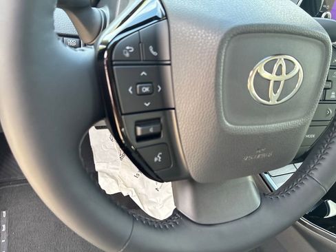 New 2026 Toyota Prius XLE FWD image 21