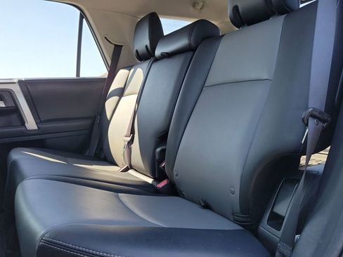 Used 2016 Toyota 4Runner SR5 Premium image 20