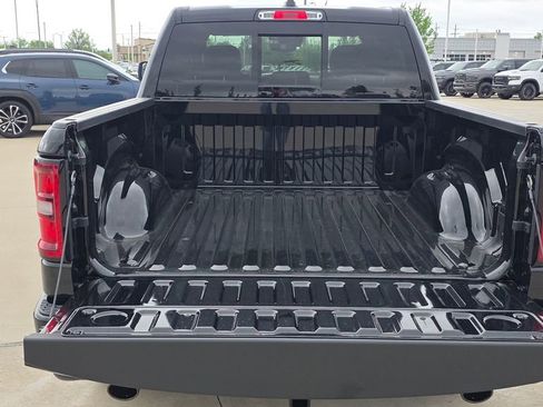 New 2026 RAM 1500 4x4 Crew Cab image 5
