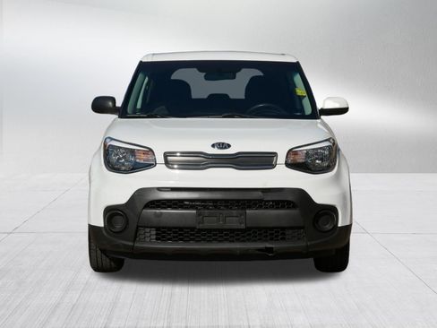 Used 2018 Kia Soul w/ Convenience Package FWD image 2