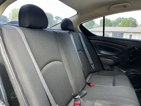 Used 2019 Nissan Versa S FWD image 18