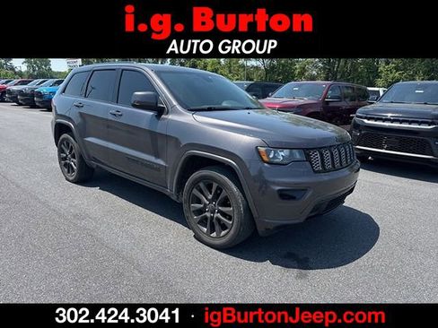 Used 2019 Jeep Grand Cherokee Altitude AWD/4WD image 1