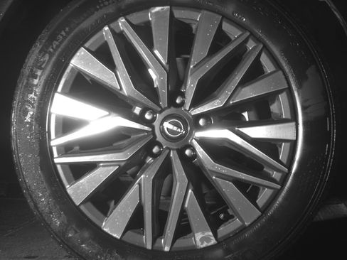 Used 2025 Nissan Altima 2.5 SV image 13