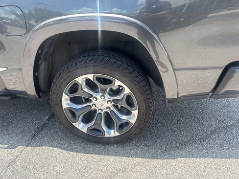 Used 2022 RAM 1500 Limited RWD image 33