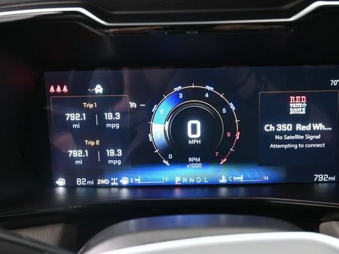 Used 2026 Chevrolet Colorado ZR2 AWD/4WD image 9
