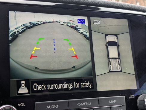 Used 2021 Nissan Titan PRO-4X w/ Pro-4x Convenience Package image 23