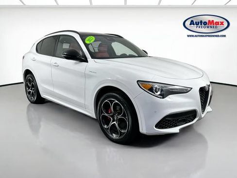 Used 2023 Alfa Romeo Stelvio Veloce AWD/4WD image 1
