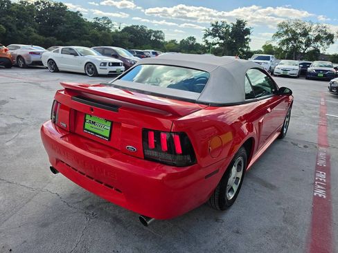 Used 2000 Ford Mustang Convertible RWD image 12