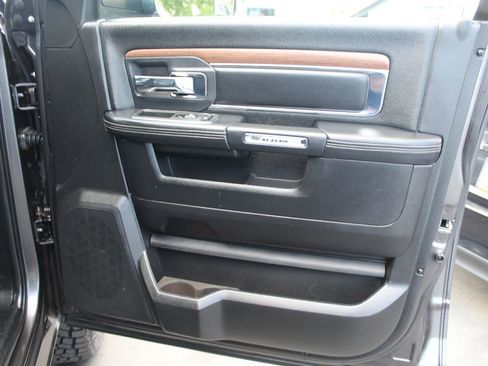 Used 2015 RAM 2500 Laramie image 20