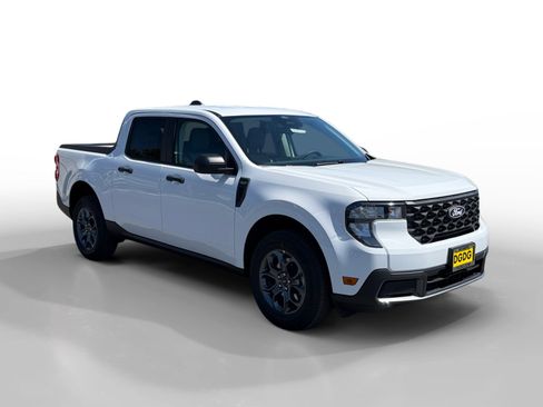 New 2026 Ford Maverick XLT w/ 4K Tow Package AWD/4WD image 7
