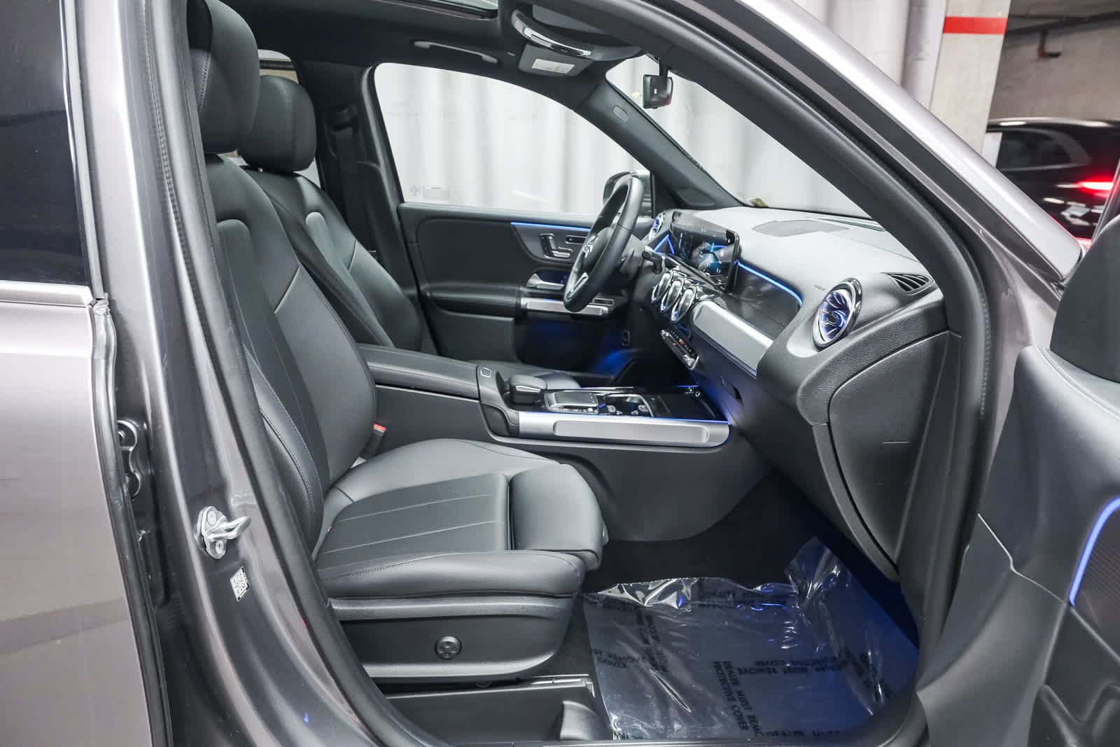Used 2022 Mercedes-Benz GLB 250 image 22