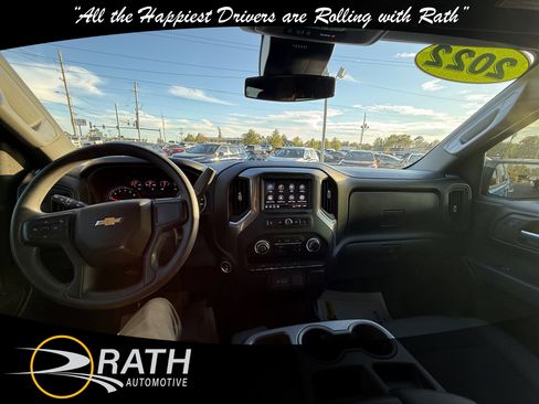 Used 2022 Chevrolet Silverado 1500 Custom image 14